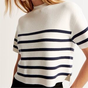 Abercrombie & Fitch Navy and White Striped Sweater Tee